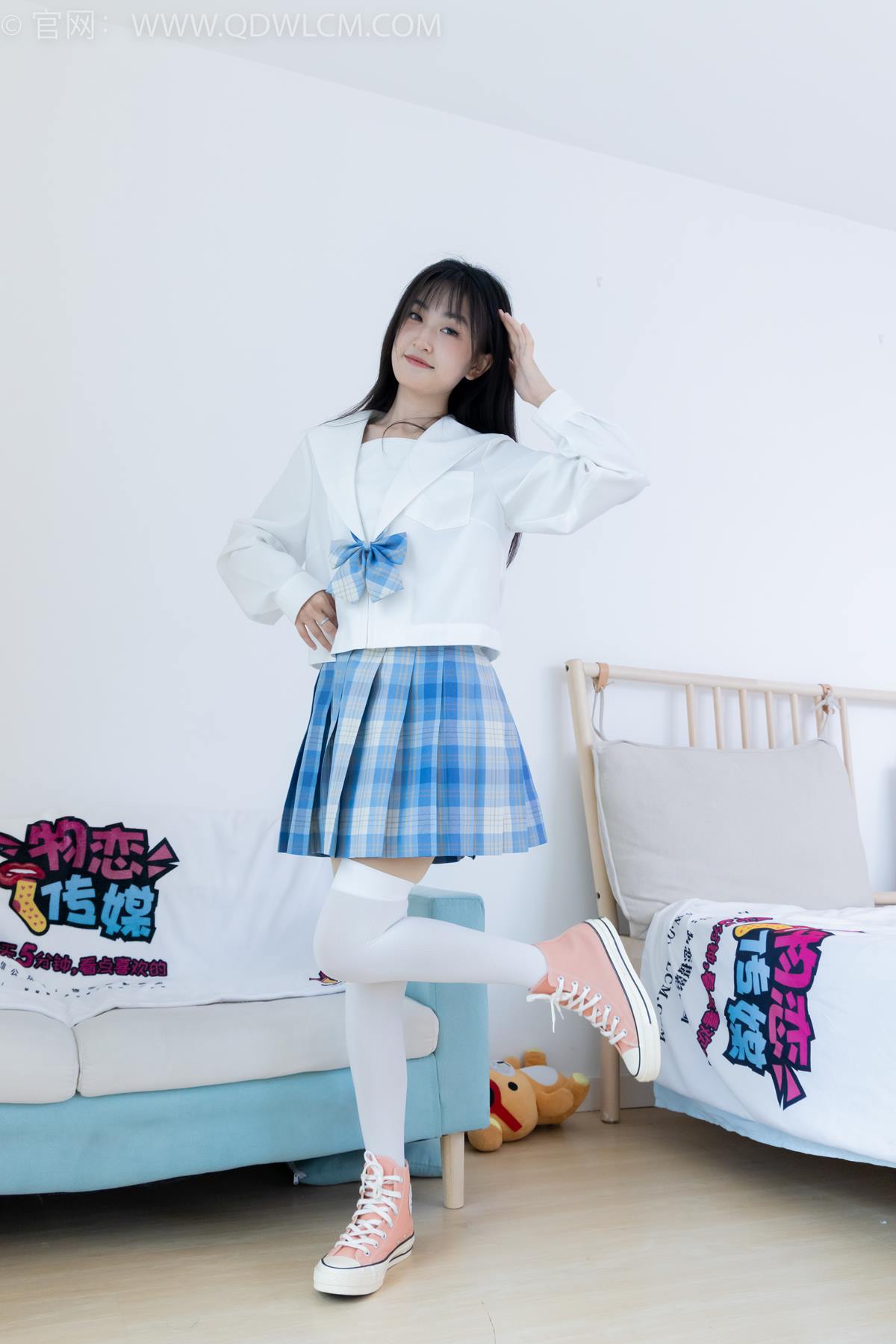 图片[98]-物恋传媒 NO.2398 嘉木-帆布鞋、马丁靴、过膝白袜[114P] – 速更版-美库