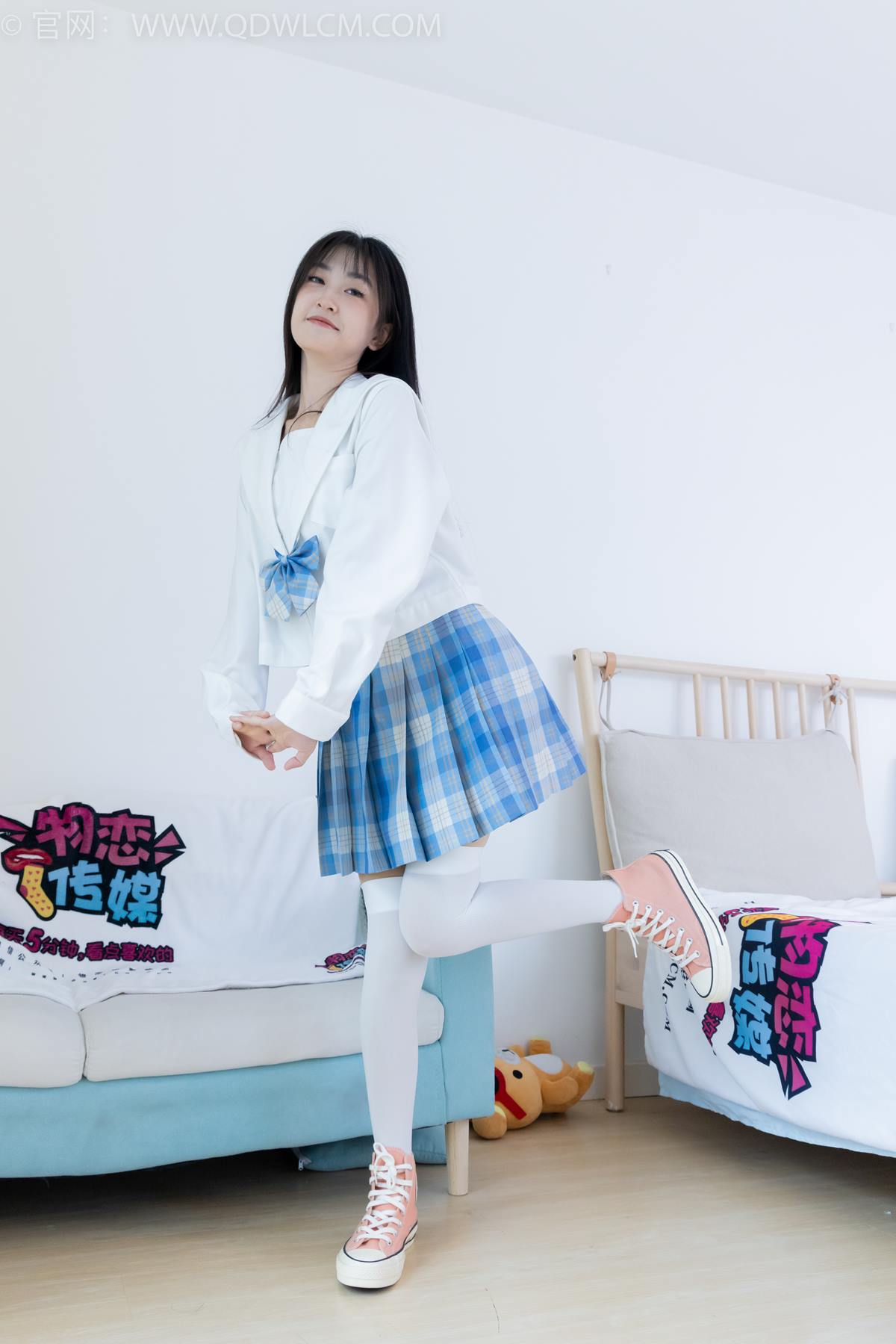 图片[100]-物恋传媒 NO.2398 嘉木-帆布鞋、马丁靴、过膝白袜[114P] – 速更版-美库