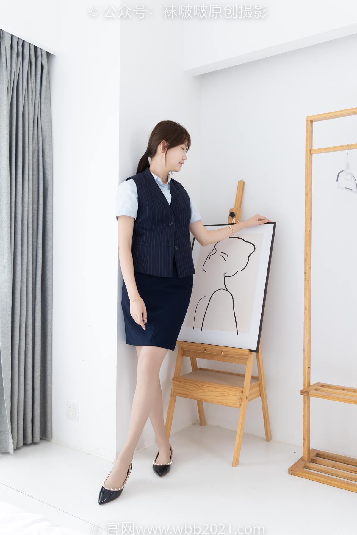 图片[27]-[BoBoSocks袜啵啵]NO.575 香菜-平底鞋、薄灰丝、银行制服[144P] – 速更版-美库