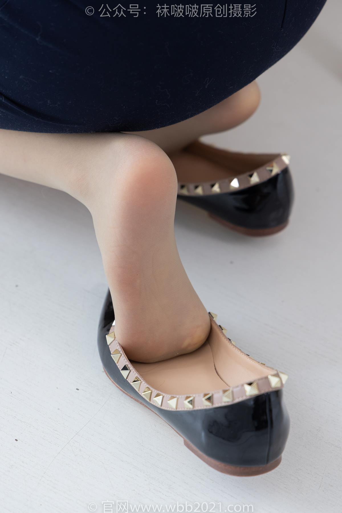 图片[65]-[BoBoSocks袜啵啵]NO.575 香菜-平底鞋、薄灰丝、银行制服[144P] – 速更版-美库