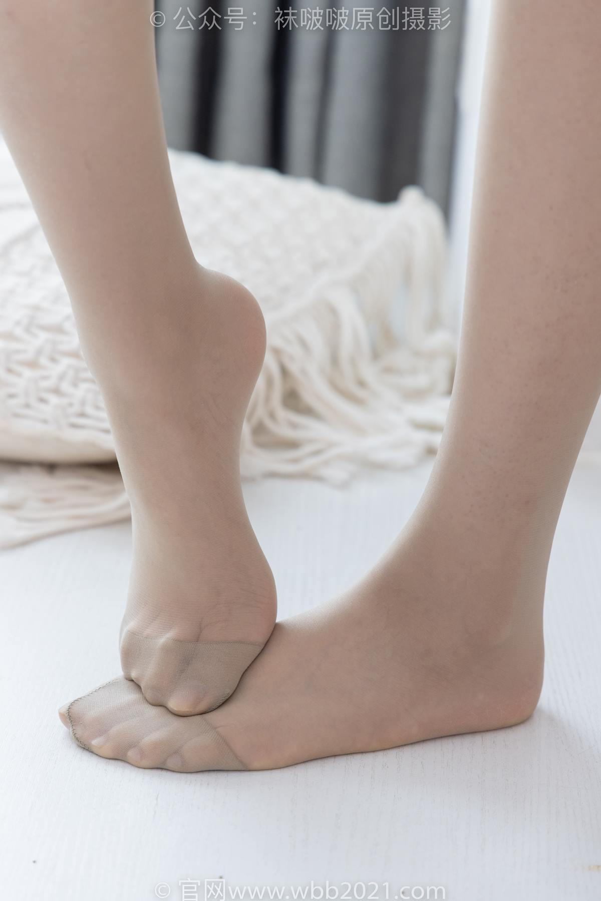 图片[98]-[BoBoSocks袜啵啵]NO.575 香菜-平底鞋、薄灰丝、银行制服[144P] – 速更版-美库