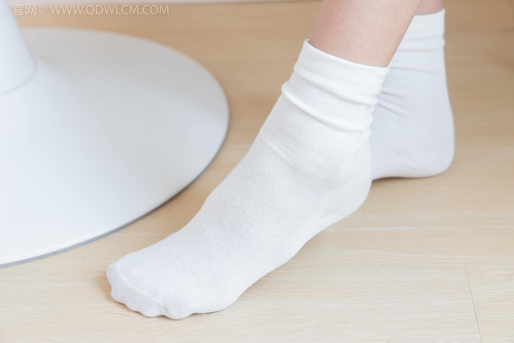 图片[12]-物恋传媒 NO.2399 小夏-板鞋、白棉袜、裸足[111P] – 速更版-美库