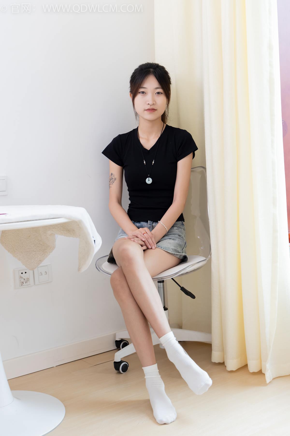 图片[31]-物恋传媒 NO.2399 小夏-板鞋、白棉袜、裸足[111P] – 速更版-美库