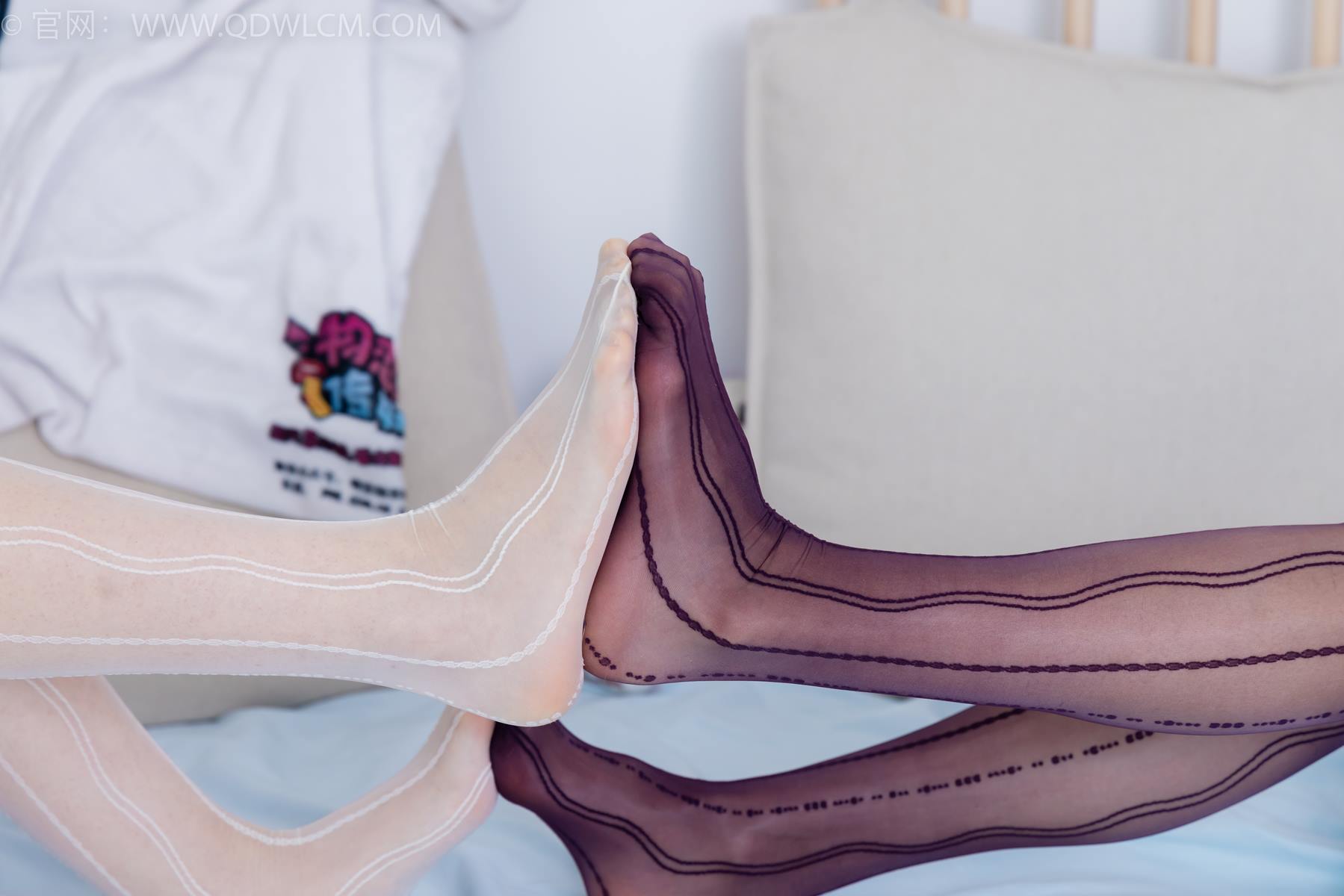 图片[75]-物恋传媒 NO.2400 茯苓&泡泡-高跟鞋、丝袜、互相挠脚心剧情[101P] – 速更版-美库