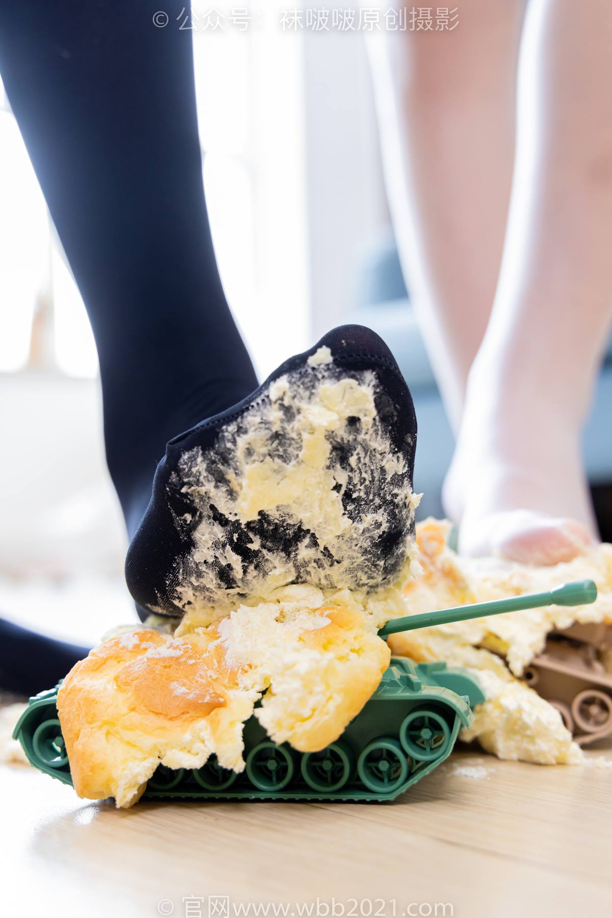 图片[23]-[BoBoSocks袜啵啵]NO.576 小甜豆甜甜圈-高跟鞋、厚黑丝、油亮薄白丝、裸足[161P] – 速更版-美库