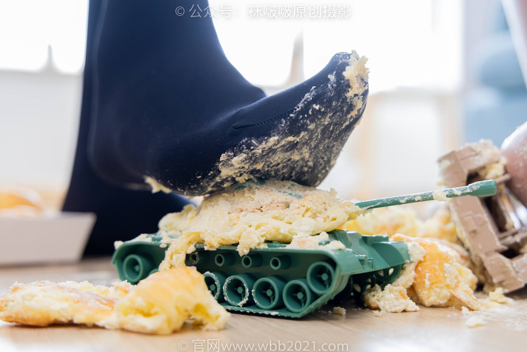 图片[25]-[BoBoSocks袜啵啵]NO.576 小甜豆甜甜圈-高跟鞋、厚黑丝、油亮薄白丝、裸足[161P] – 速更版-美库