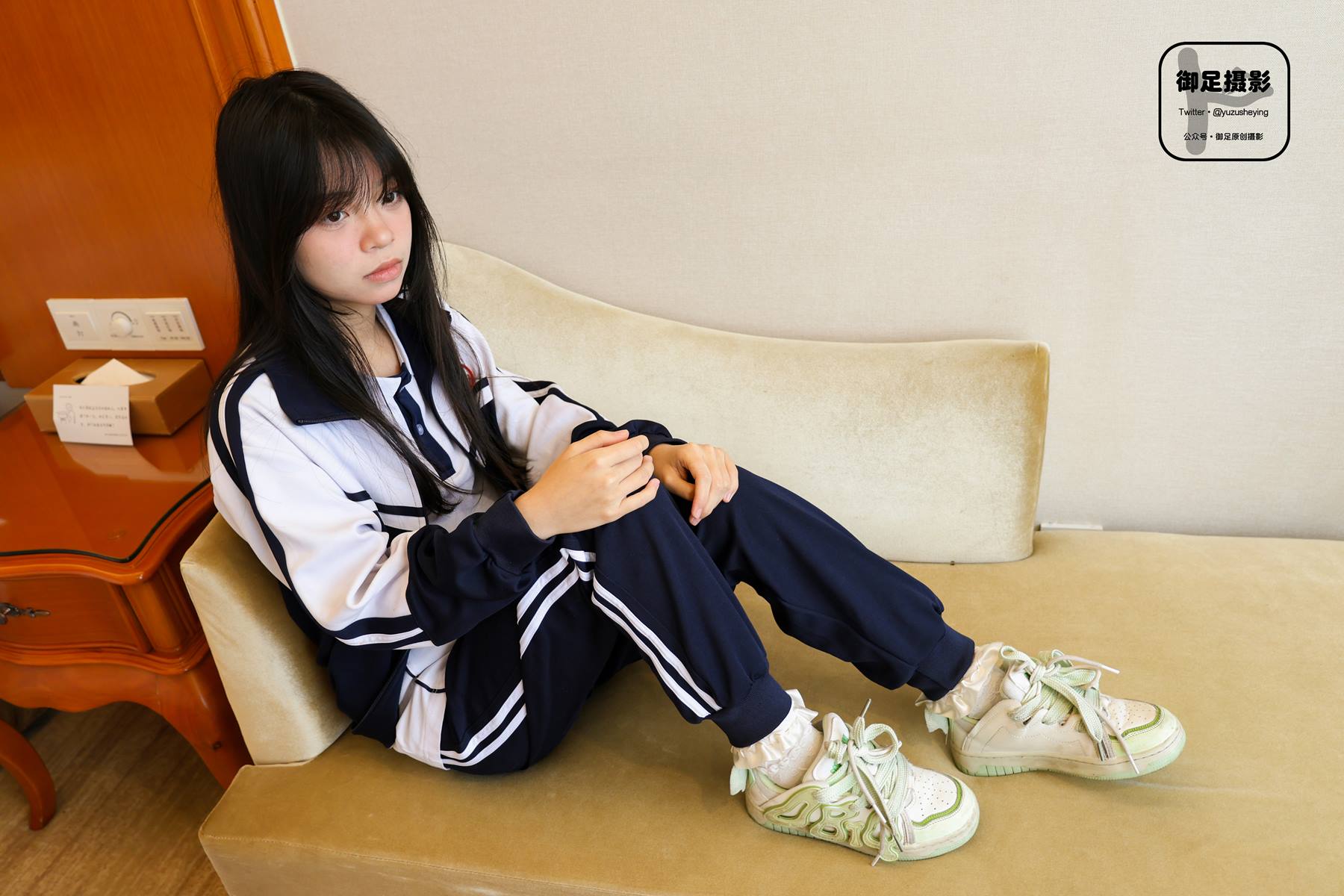 图片[79]-御足摄影 NO.044 – 校服踩踩踩[86P] – 速更版-美库