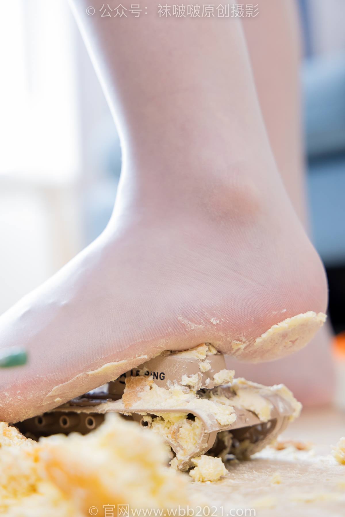 图片[107]-[BoBoSocks袜啵啵]NO.576 小甜豆甜甜圈-高跟鞋、厚黑丝、油亮薄白丝、裸足[161P] – 速更版-美库