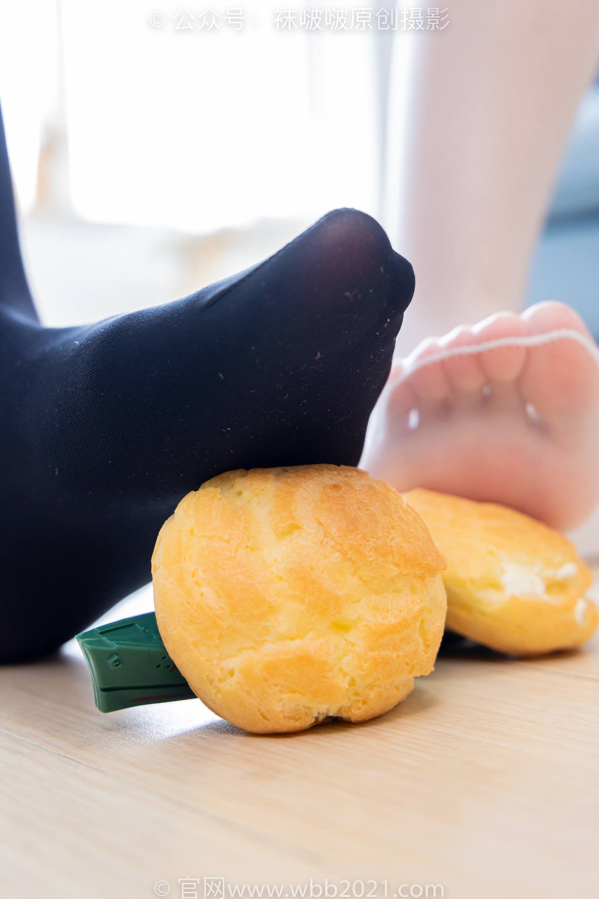 图片[122]-[BoBoSocks袜啵啵]NO.576 小甜豆甜甜圈-高跟鞋、厚黑丝、油亮薄白丝、裸足[161P] – 速更版-美库