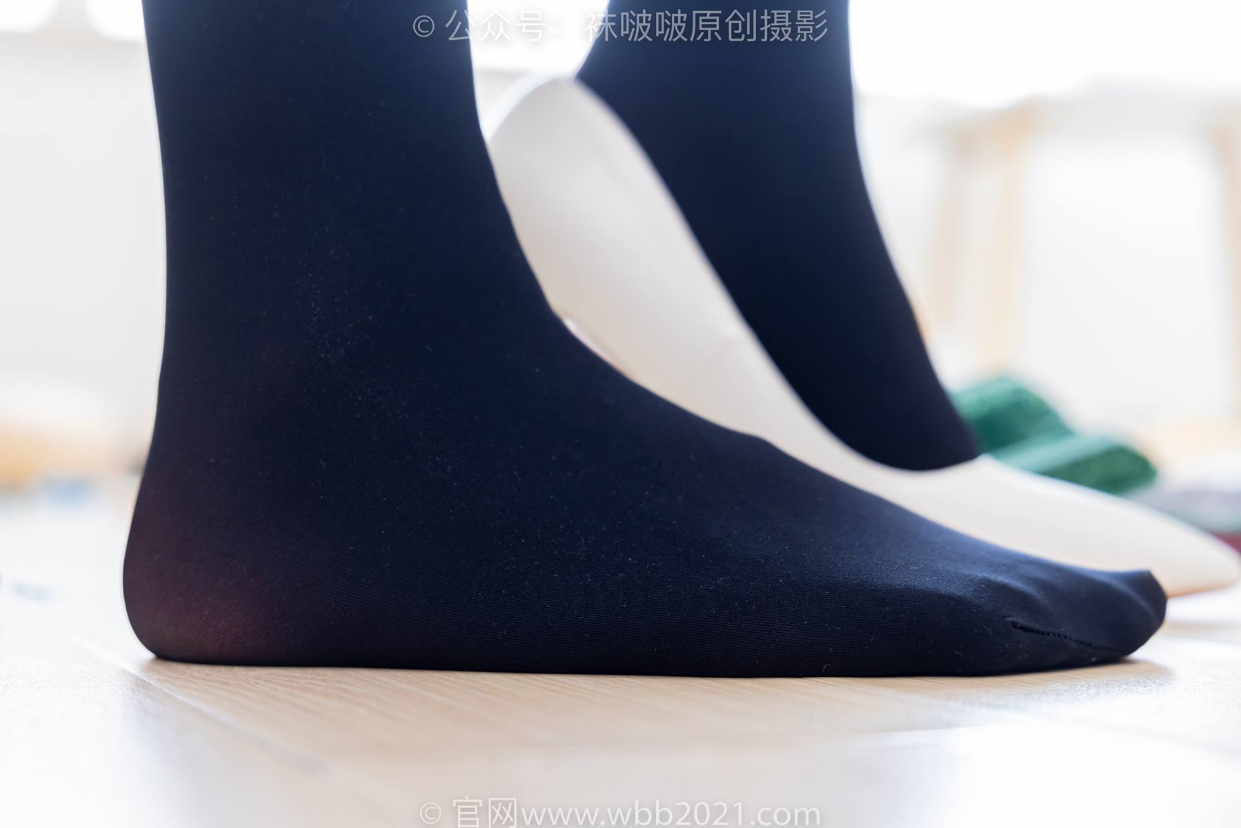 图片[132]-[BoBoSocks袜啵啵]NO.576 小甜豆甜甜圈-高跟鞋、厚黑丝、油亮薄白丝、裸足[161P] – 速更版-美库