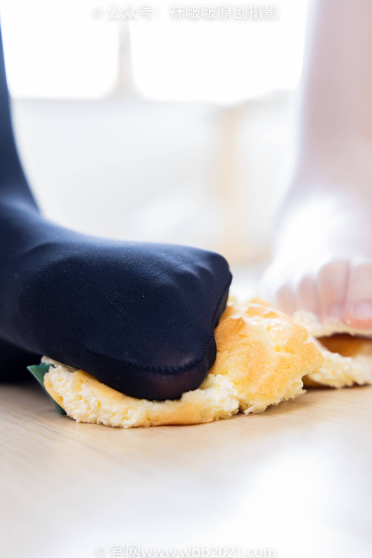 图片[136]-[BoBoSocks袜啵啵]NO.576 小甜豆甜甜圈-高跟鞋、厚黑丝、油亮薄白丝、裸足[161P] – 速更版-美库