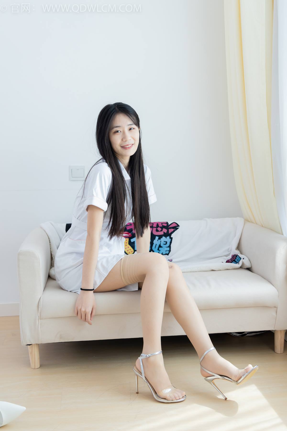 图片[11]-物恋传媒 NO.2401 菜菜-三双高跟鞋、大腿袜、护士服[129P] – 速更版-美库