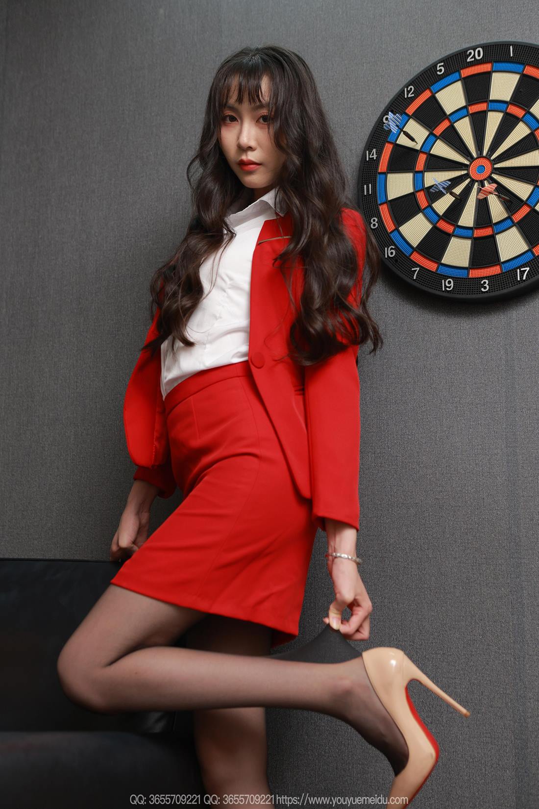 图片[34]-[IESS异思趣向] 2025.06.30 丝享家2093：团团《红色OL套装（上）》[86P] – 速更版-美库