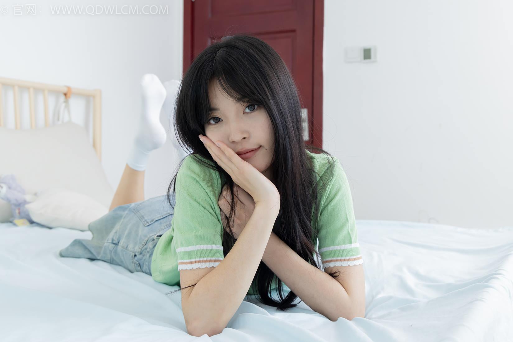 图片[25]-物恋传媒 NO.2402 茯苓-板鞋、白棉袜、裸足[59P] – 速更版-美库