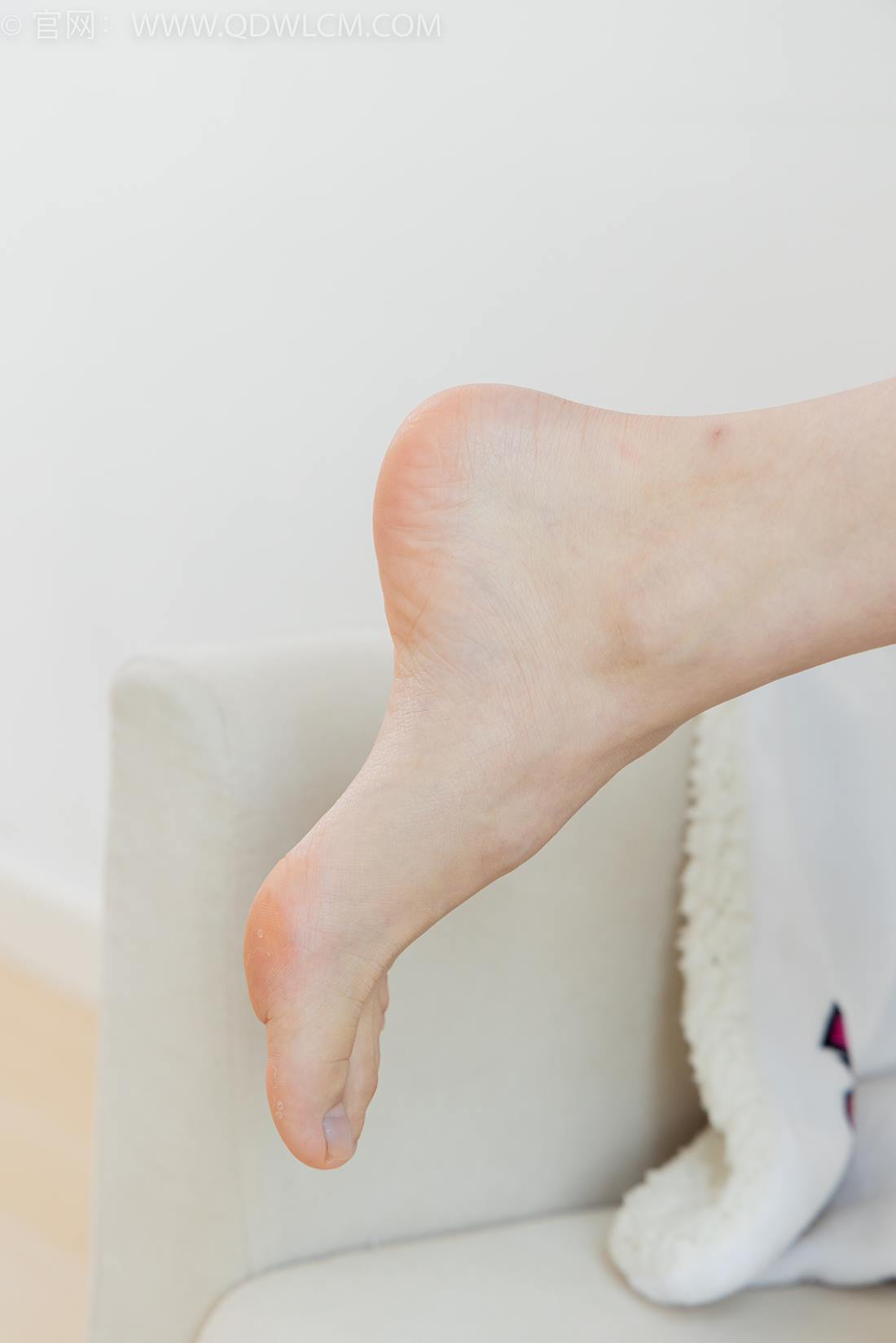 图片[39]-物恋传媒 NO.2402 茯苓-板鞋、白棉袜、裸足[59P] – 速更版-美库