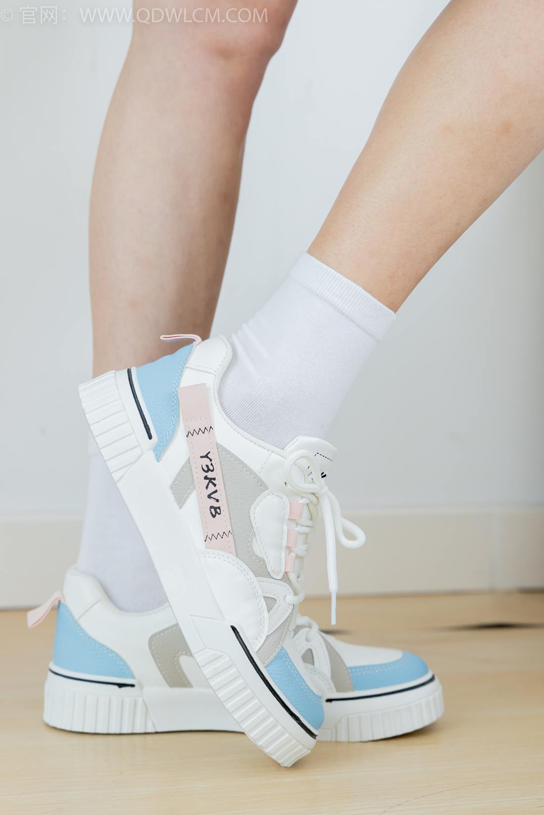 图片[55]-物恋传媒 NO.2402 茯苓-板鞋、白棉袜、裸足[59P] – 速更版-美库