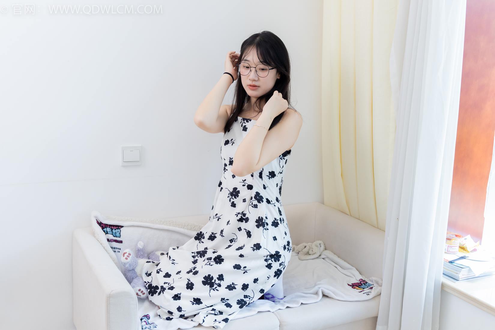 图片[32]-物恋传媒 NO.2403 小椿-帆布鞋、白紫棉袜、裸足[120P] – 速更版-美库