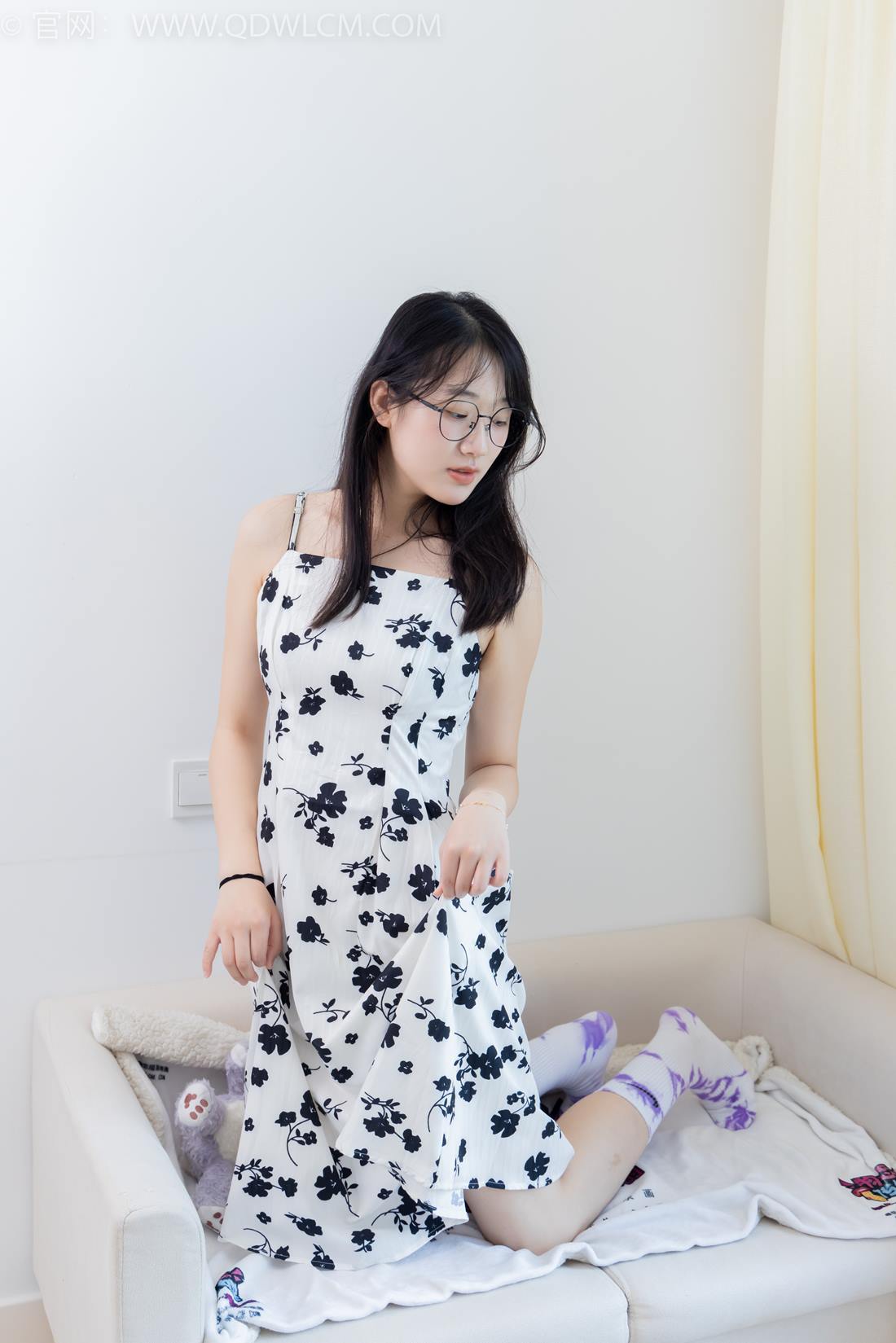 图片[34]-物恋传媒 NO.2403 小椿-帆布鞋、白紫棉袜、裸足[120P] – 速更版-美库