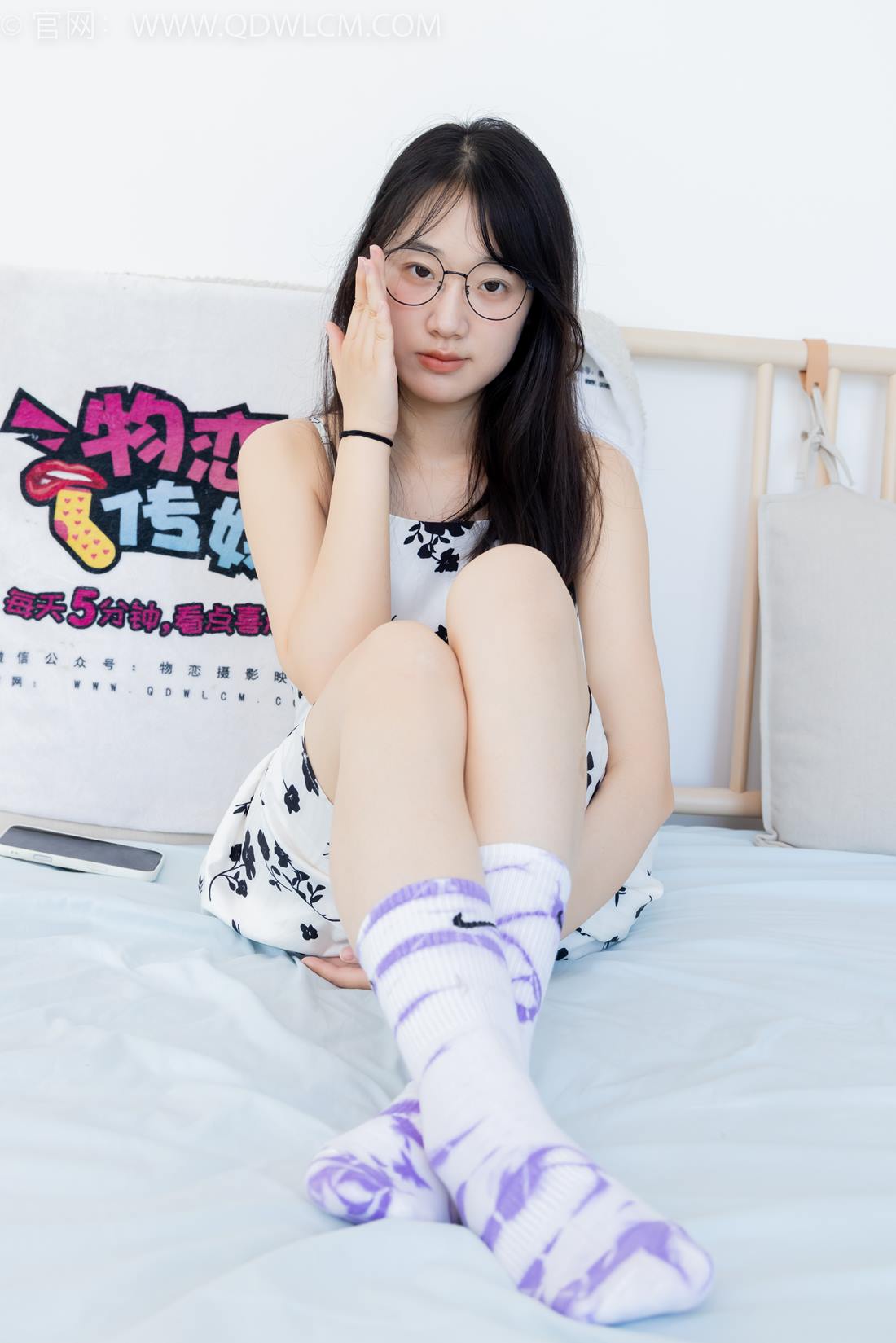 图片[51]-物恋传媒 NO.2403 小椿-帆布鞋、白紫棉袜、裸足[120P] – 速更版-美库