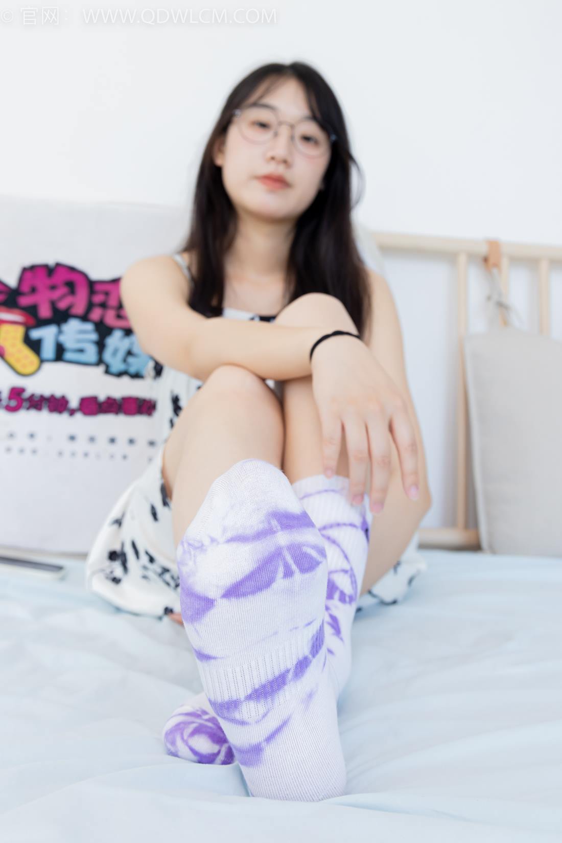 图片[55]-物恋传媒 NO.2403 小椿-帆布鞋、白紫棉袜、裸足[120P] – 速更版-美库