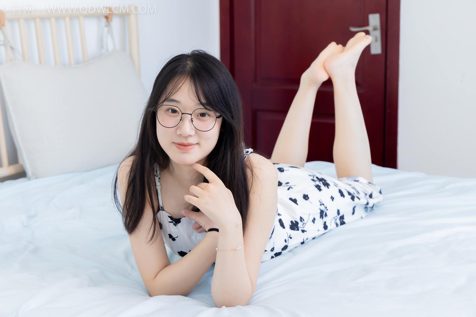 图片[74]-物恋传媒 NO.2403 小椿-帆布鞋、白紫棉袜、裸足[120P] – 速更版-美库