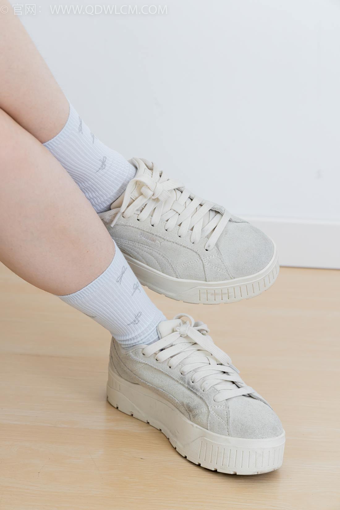图片[16]-物恋传媒 NO.2404 橙子-帆布鞋、白棉袜、裸足[155P] – 速更版-美库