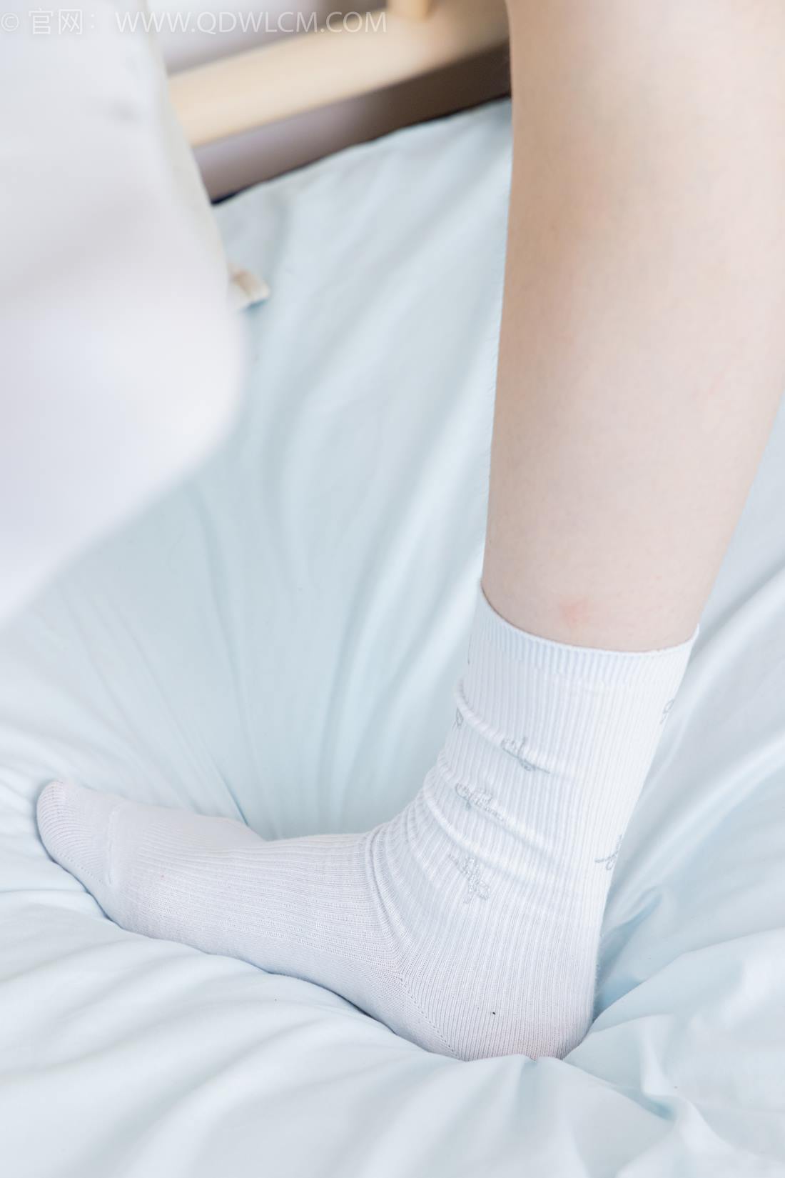 图片[100]-物恋传媒 NO.2404 橙子-帆布鞋、白棉袜、裸足[155P] – 速更版-美库