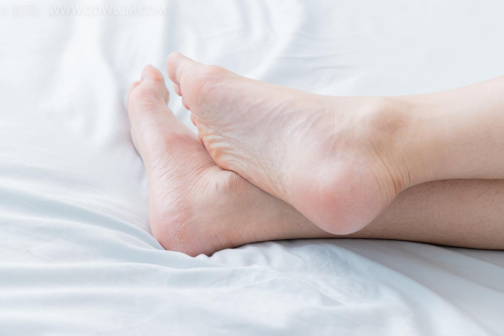 图片[119]-物恋传媒 NO.2404 橙子-帆布鞋、白棉袜、裸足[155P] – 速更版-美库