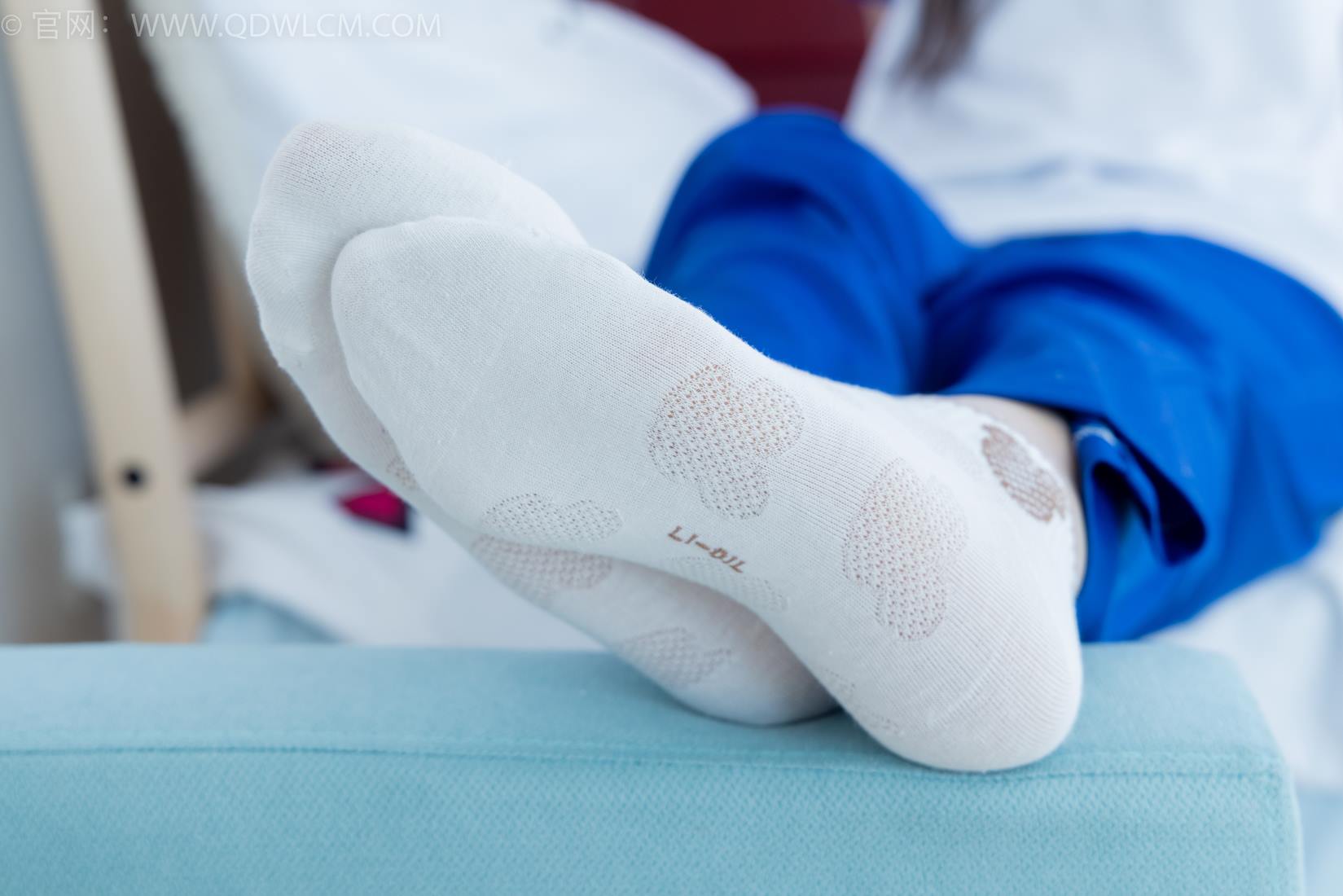 图片[20]-物恋传媒 NO.2406 橙橙-帆布鞋、白棉袜、薄肉丝、校服裤里丝[138P] – 速更版-美库