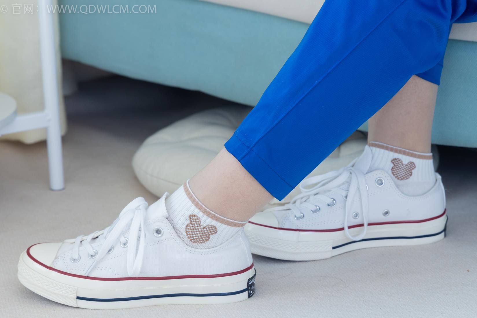 图片[22]-物恋传媒 NO.2406 橙橙-帆布鞋、白棉袜、薄肉丝、校服裤里丝[138P] – 速更版-美库