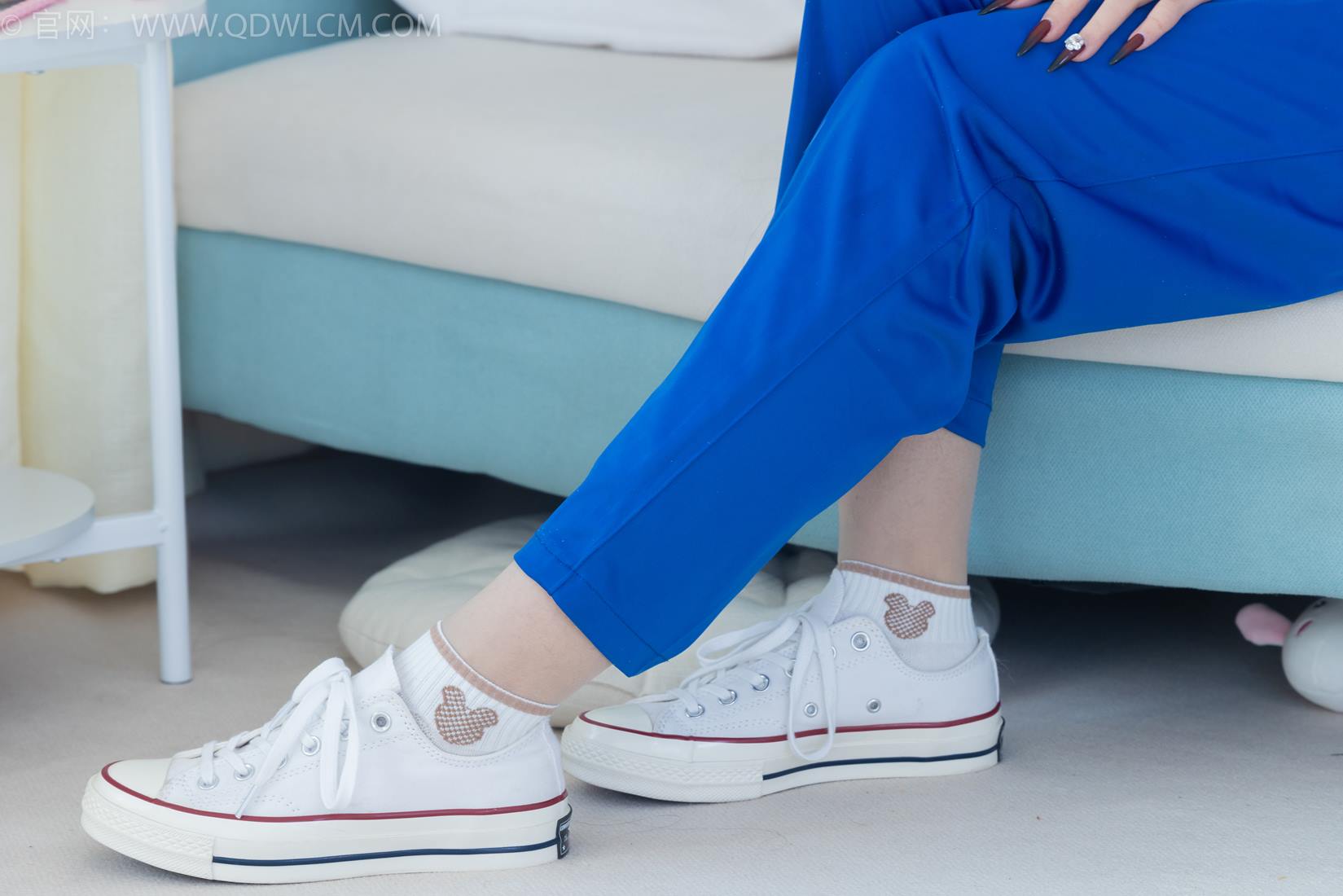 图片[28]-物恋传媒 NO.2406 橙橙-帆布鞋、白棉袜、薄肉丝、校服裤里丝[138P] – 速更版-美库