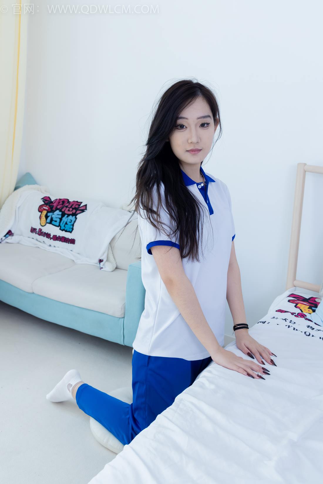 图片[69]-物恋传媒 NO.2406 橙橙-帆布鞋、白棉袜、薄肉丝、校服裤里丝[138P] – 速更版-美库