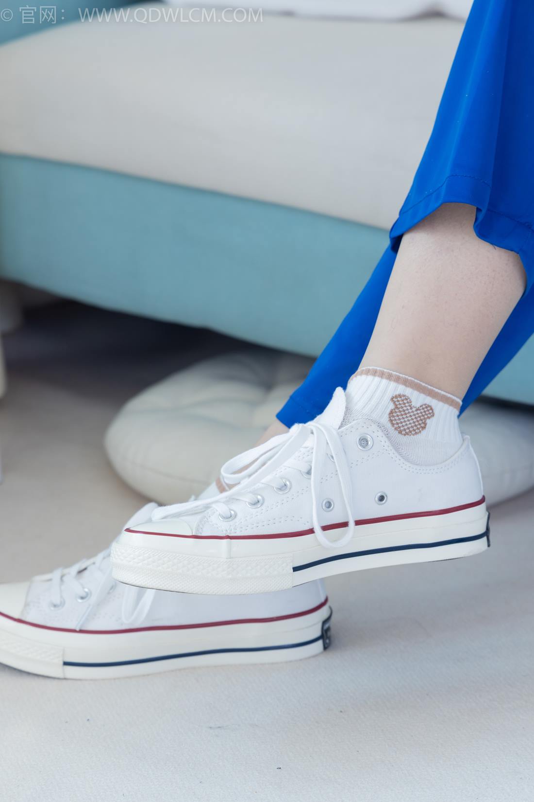 图片[85]-物恋传媒 NO.2406 橙橙-帆布鞋、白棉袜、薄肉丝、校服裤里丝[138P] – 速更版-美库