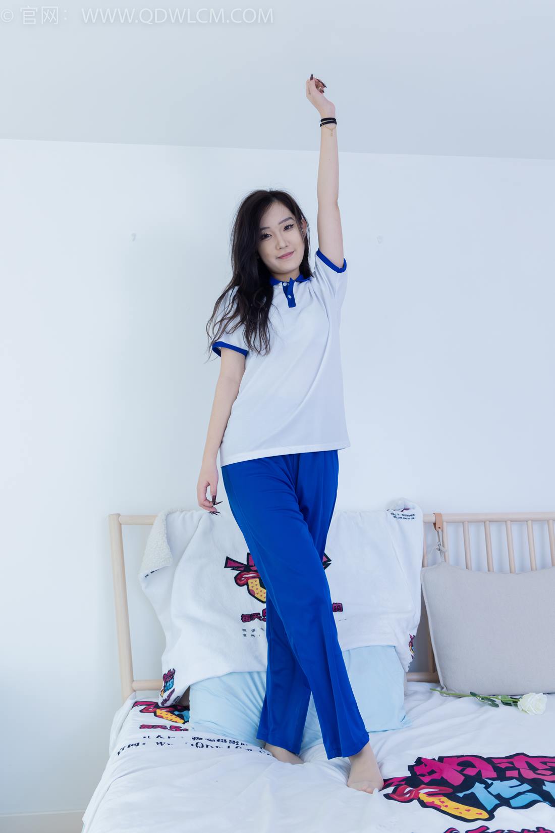 图片[103]-物恋传媒 NO.2406 橙橙-帆布鞋、白棉袜、薄肉丝、校服裤里丝[138P] – 速更版-美库