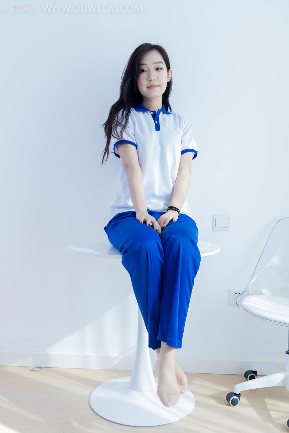 图片[123]-物恋传媒 NO.2406 橙橙-帆布鞋、白棉袜、薄肉丝、校服裤里丝[138P] – 速更版-美库