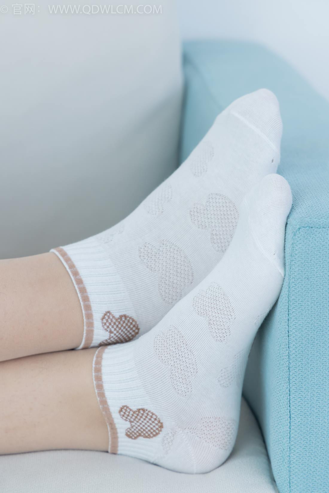 图片[132]-物恋传媒 NO.2406 橙橙-帆布鞋、白棉袜、薄肉丝、校服裤里丝[138P] – 速更版-美库