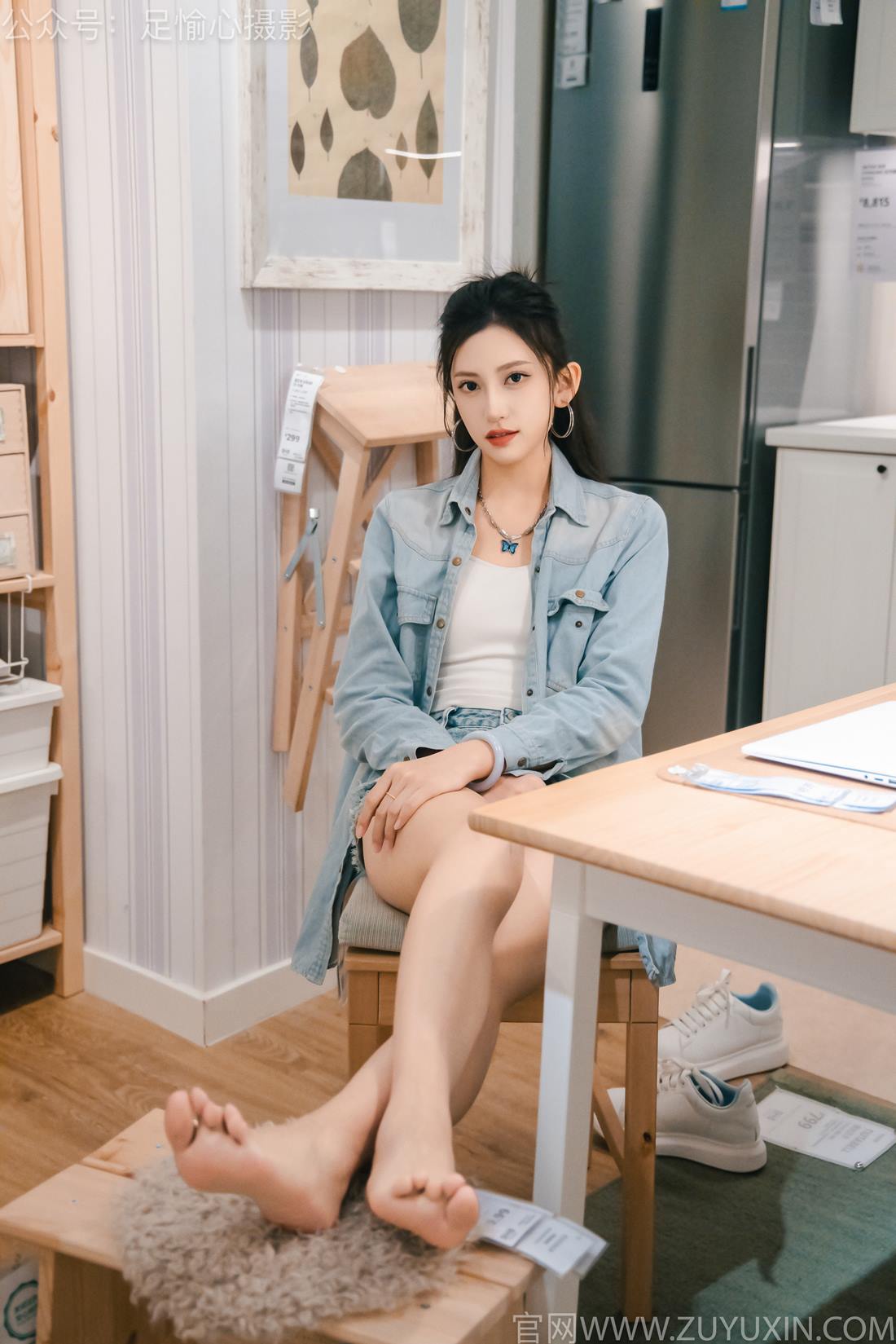 图片[14]-足愉心 NO.001 可乐（搭配：白T、牛仔短裤、板鞋、白棉袜、裸足）[96P] – 速更版-美库