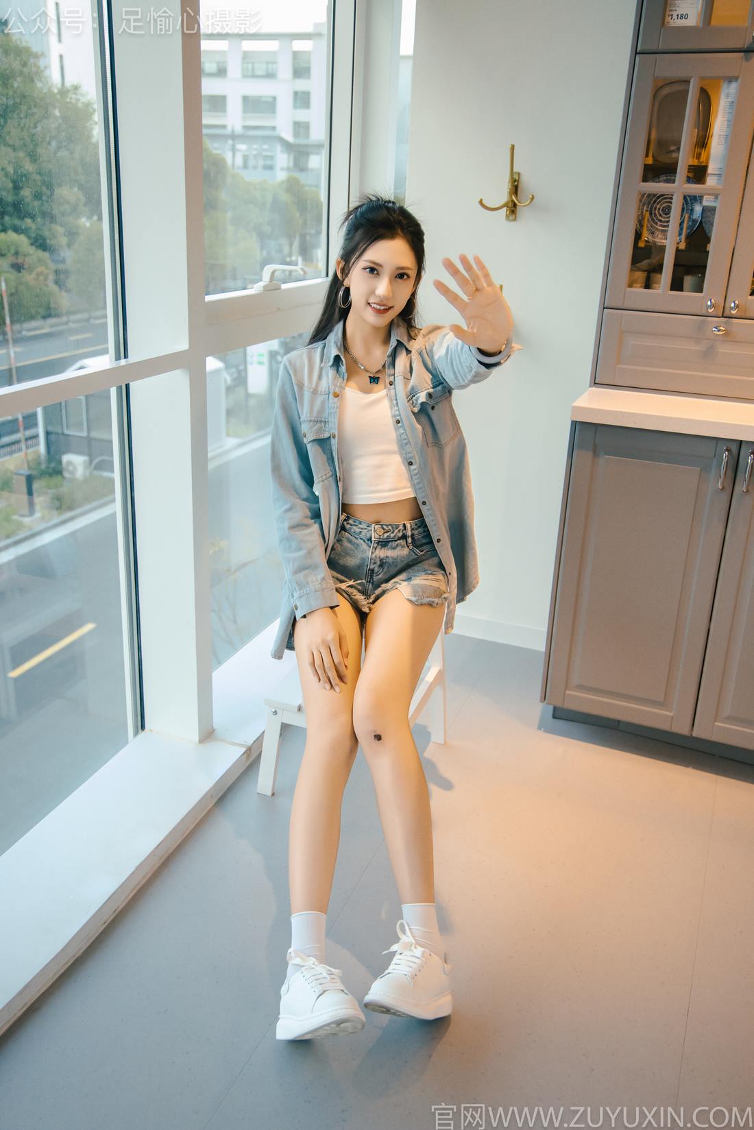 图片[25]-足愉心 NO.001 可乐（搭配：白T、牛仔短裤、板鞋、白棉袜、裸足）[96P] – 速更版-美库