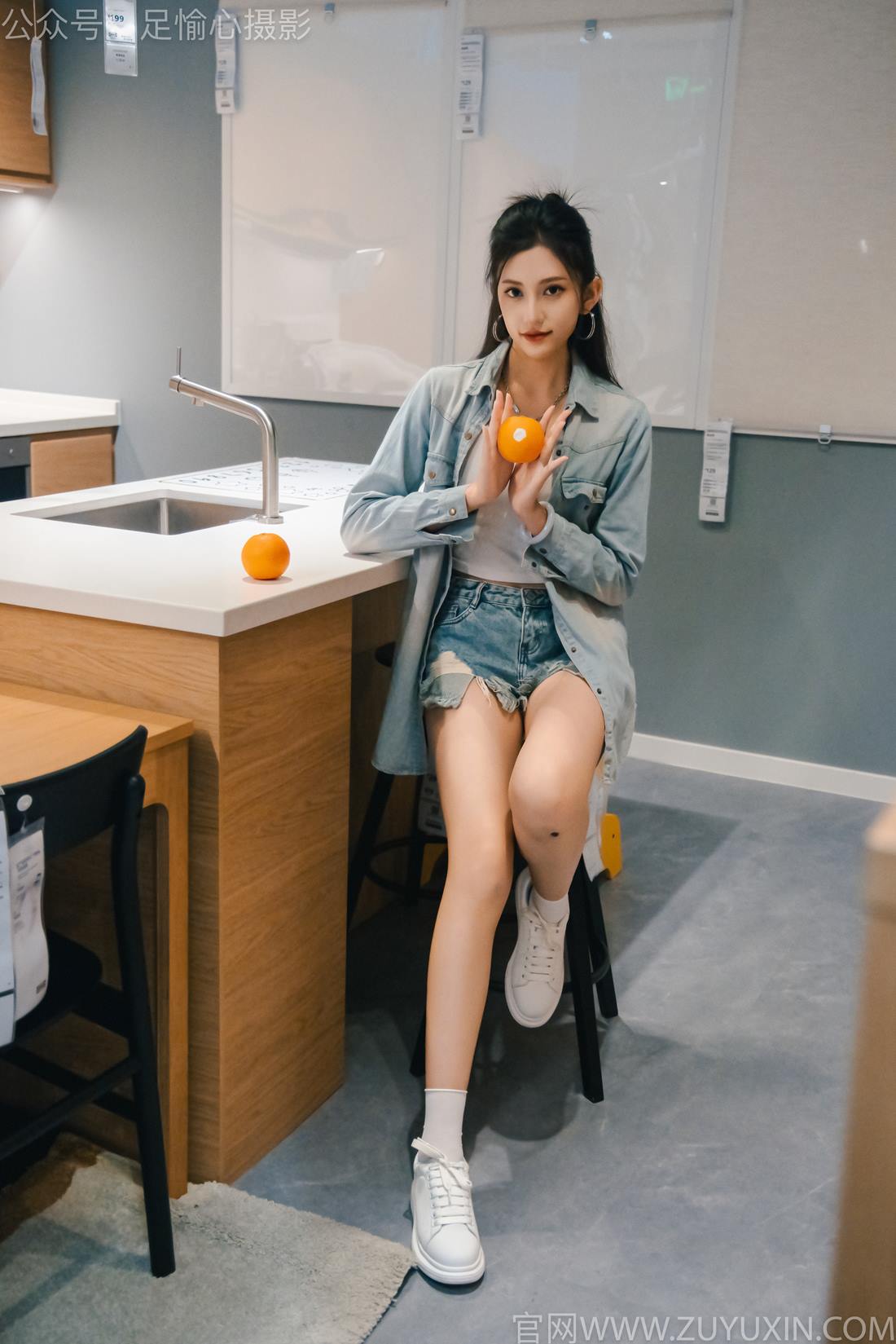 图片[34]-足愉心 NO.001 可乐（搭配：白T、牛仔短裤、板鞋、白棉袜、裸足）[96P] – 速更版-美库