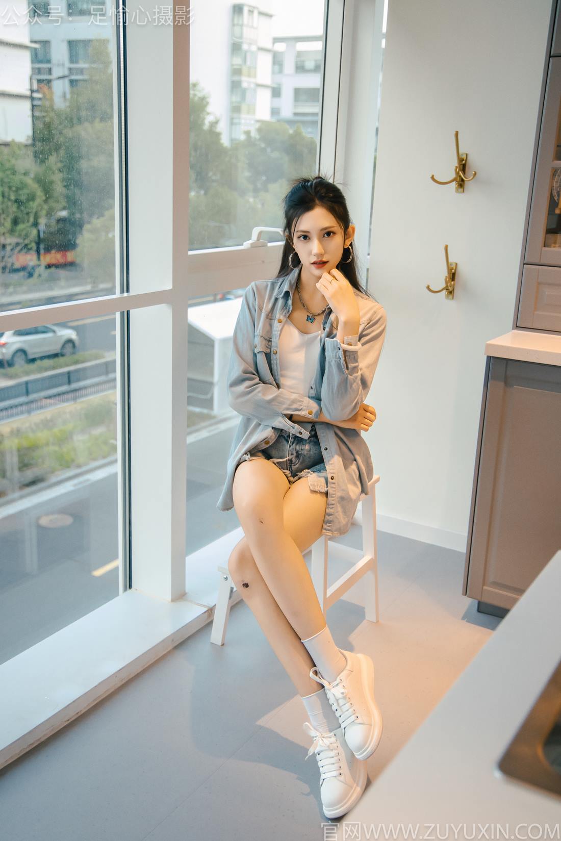 图片[43]-足愉心 NO.001 可乐（搭配：白T、牛仔短裤、板鞋、白棉袜、裸足）[96P] – 速更版-美库