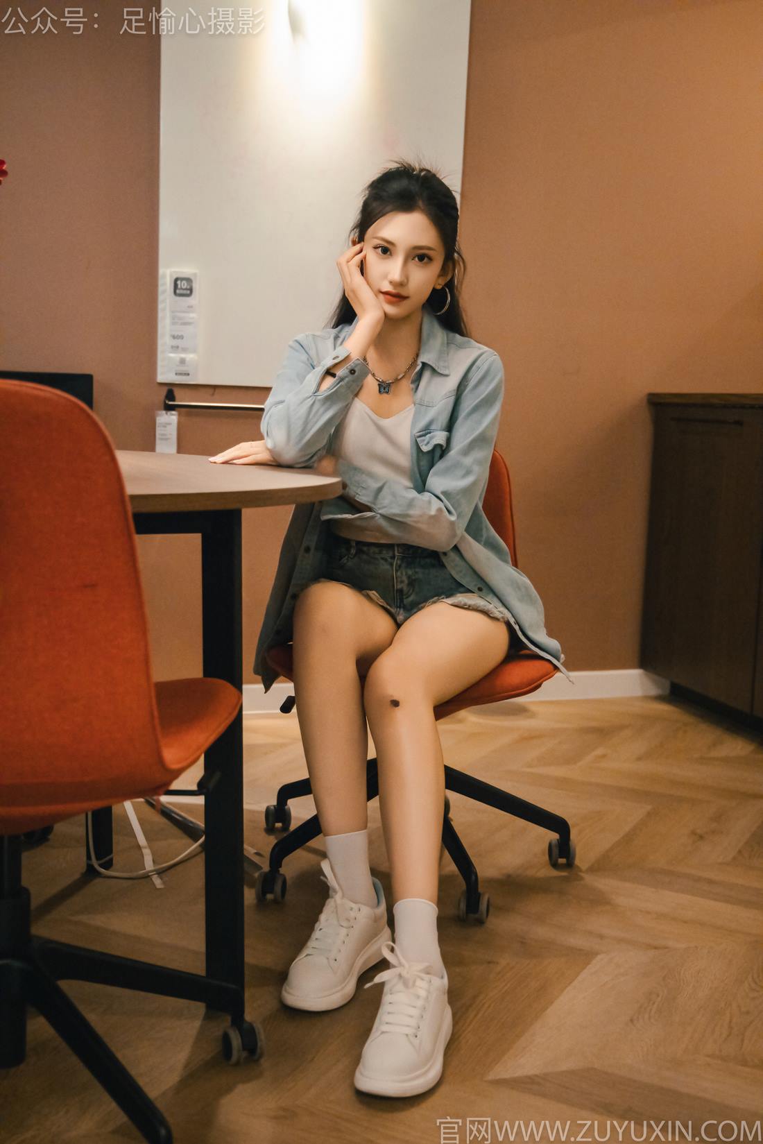 图片[48]-足愉心 NO.001 可乐（搭配：白T、牛仔短裤、板鞋、白棉袜、裸足）[96P] – 速更版-美库