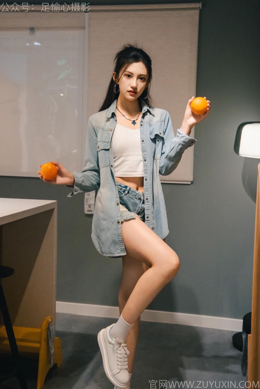 图片[62]-足愉心 NO.001 可乐（搭配：白T、牛仔短裤、板鞋、白棉袜、裸足）[96P] – 速更版-美库