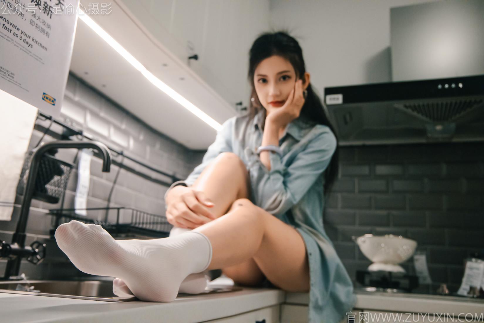 图片[67]-足愉心 NO.001 可乐（搭配：白T、牛仔短裤、板鞋、白棉袜、裸足）[96P] – 速更版-美库