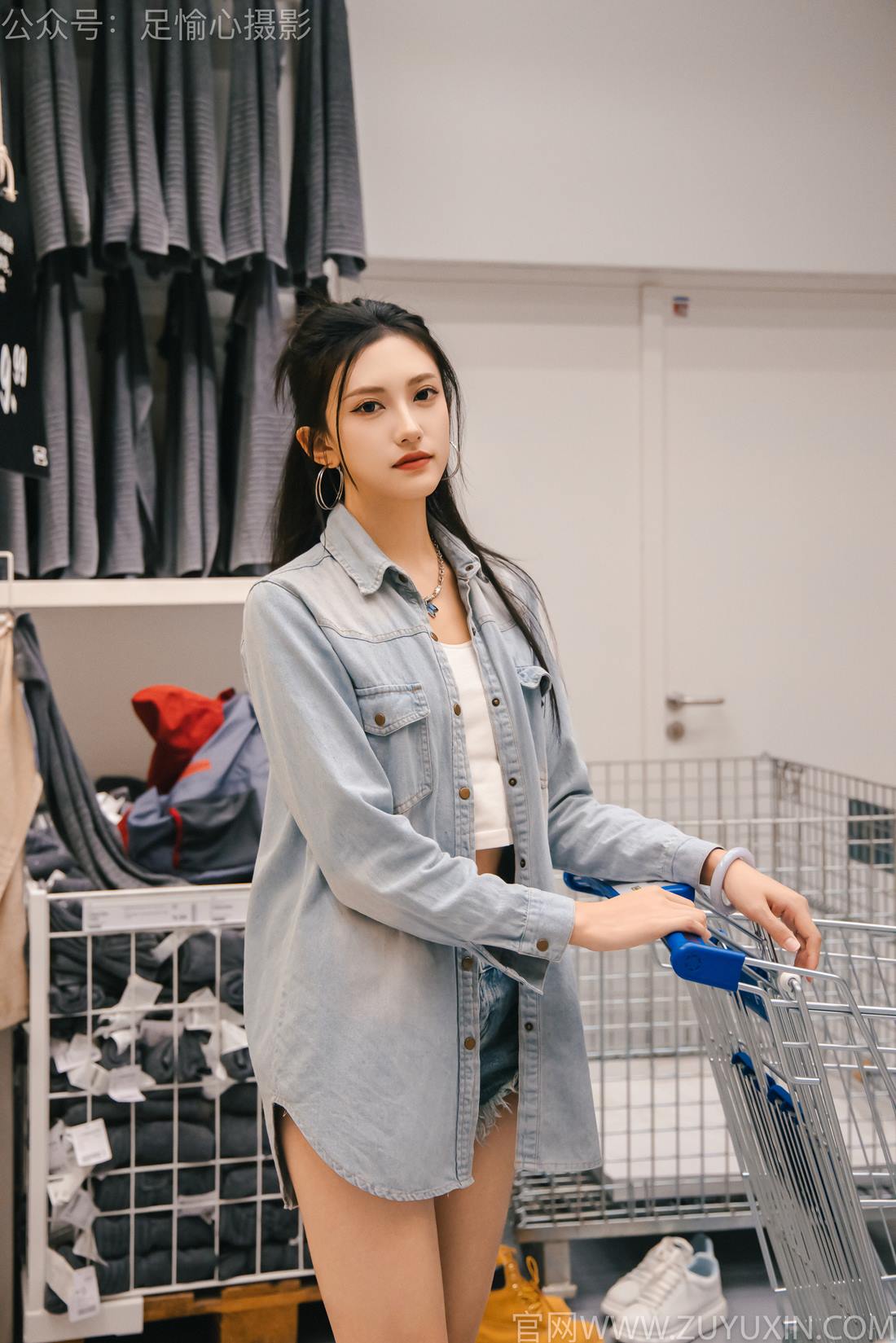 图片[91]-足愉心 NO.001 可乐（搭配：白T、牛仔短裤、板鞋、白棉袜、裸足）[96P] – 速更版-美库