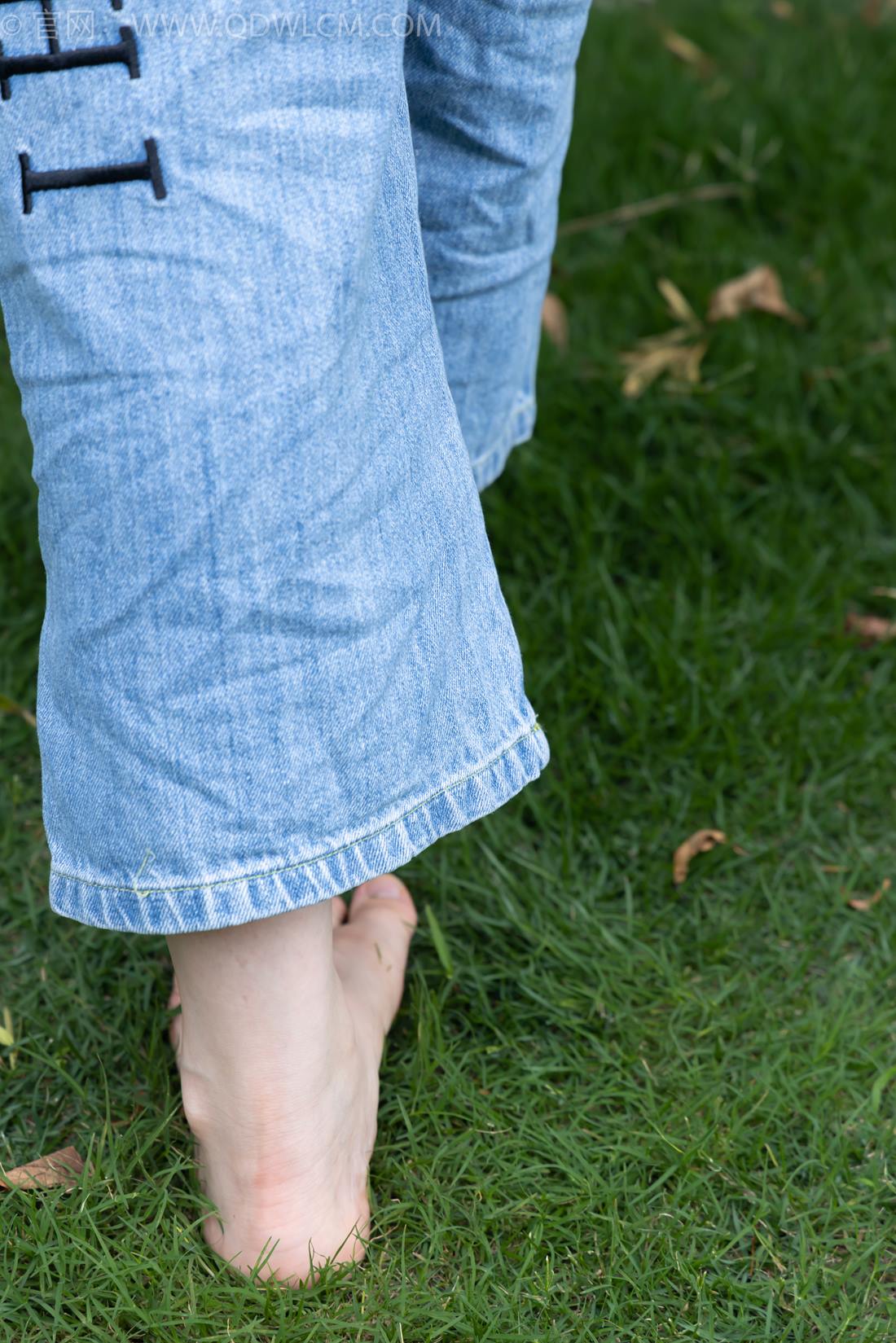 图片[15]-物恋传媒 NO.2407 奶糖-帆布鞋、自然穿脏白棉袜、裸足[116P] – 速更版-美库