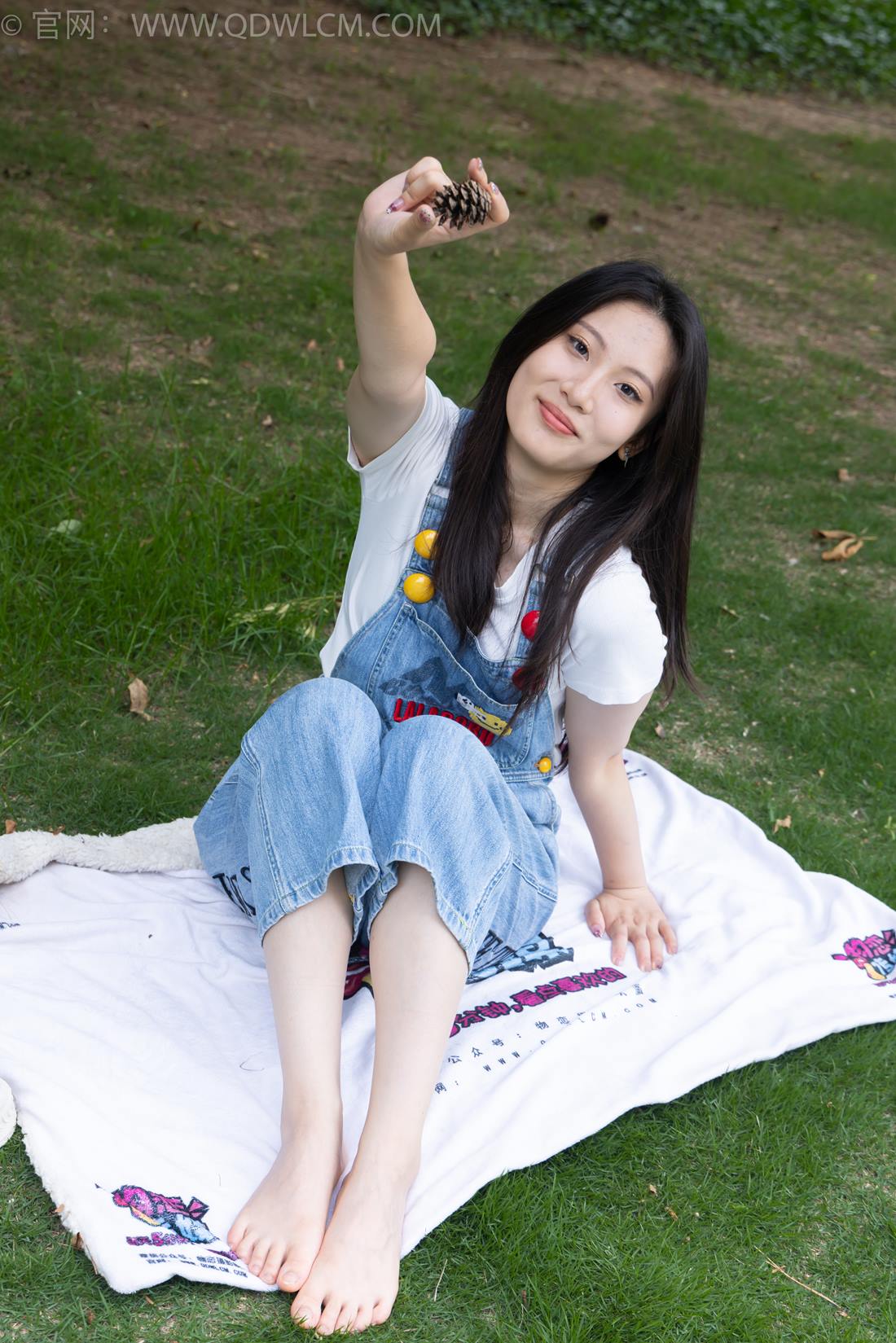 图片[33]-物恋传媒 NO.2407 奶糖-帆布鞋、自然穿脏白棉袜、裸足[116P] – 速更版-美库