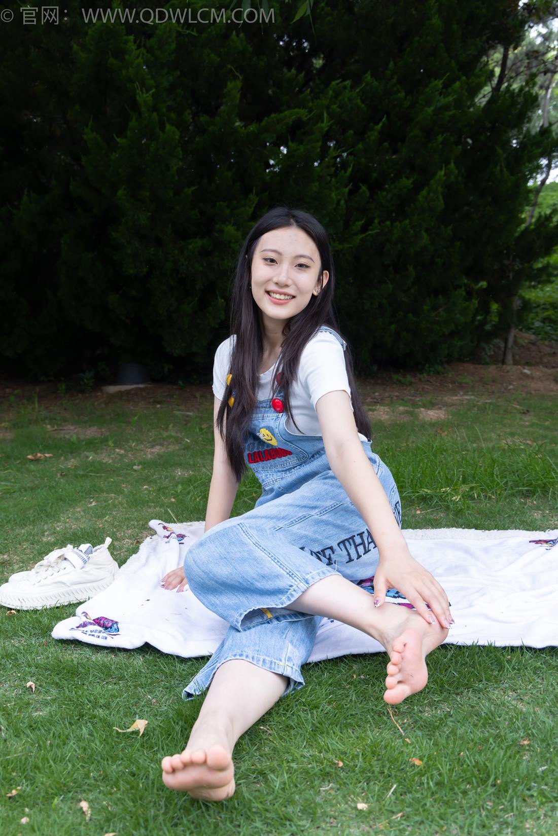 图片[37]-物恋传媒 NO.2407 奶糖-帆布鞋、自然穿脏白棉袜、裸足[116P] – 速更版-美库