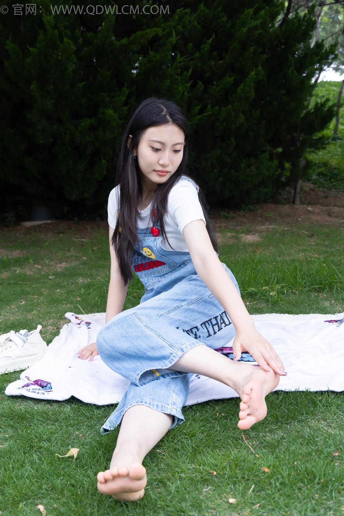 图片[39]-物恋传媒 NO.2407 奶糖-帆布鞋、自然穿脏白棉袜、裸足[116P] – 速更版-美库