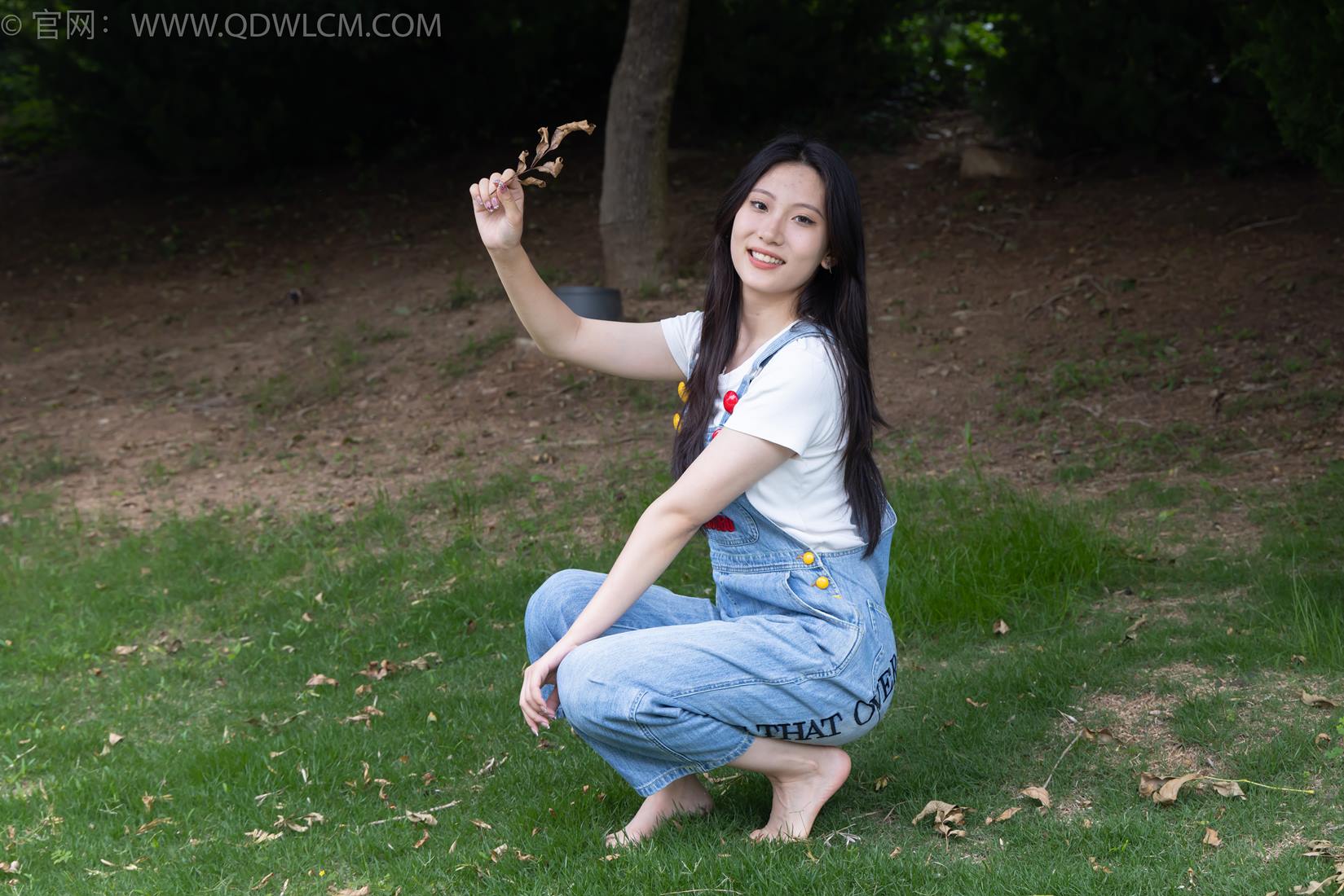 图片[44]-物恋传媒 NO.2407 奶糖-帆布鞋、自然穿脏白棉袜、裸足[116P] – 速更版-美库