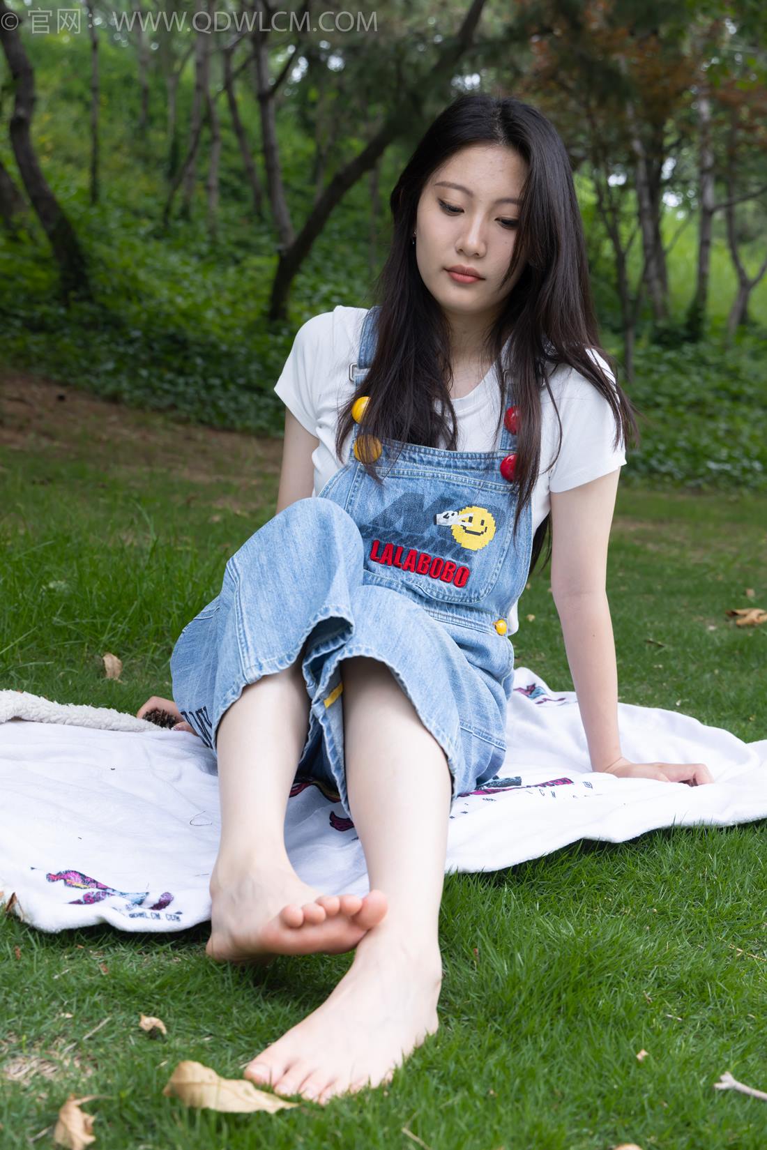 图片[46]-物恋传媒 NO.2407 奶糖-帆布鞋、自然穿脏白棉袜、裸足[116P] – 速更版-美库